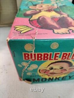 1950's BATTERY OPERATED BUBBLE BLOWING MONKEY TIN LITHO TOY
