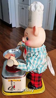 1950's BATTERY OPERATED PIGGY COOK TIN LITHO TOY JAPAN WITH BOX WORKS GREAT