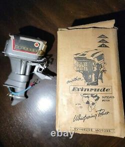 1958 Evinrude Starflite Fat Fifty K&O Toy Outboard Motor New