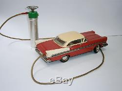 1960's AMAZING VINTAGE OLD RED TIN TOY CLASSIC CAR BATTERY OPERATED FOREIGN