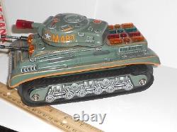 1960s LARGE 7 TIN BATTERY LIGHT/SOUND/MOTION M-48 COMBAT TANK & BOX & WORKS