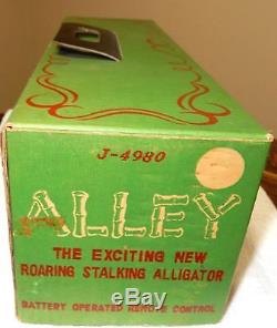 ALLEY Roaring Stalking Alligator Battery Operated Remote Control BY MARX