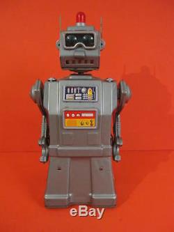 All Original Yonezawa Green Directional Robot 1957 Battery Operated Space Toy