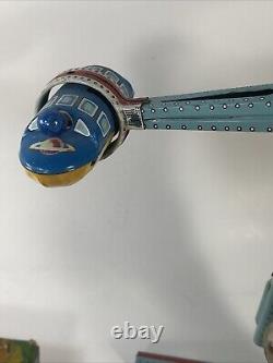 Alps Twirly Whirly Rocket Coney Island Ride Battery Operated Japan w box read