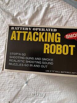 Attacking smoke Robot made in japan battery operated with original box. Nice toy