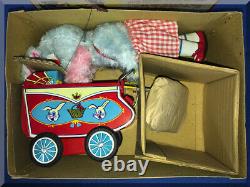 BATTERY OPERATED 1960s TIN TOY MADE IN JAPAN THE RABBITS & CARRIAGE S-9320 BOXED