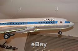 C1968 REMCO Boeing 727 Battery Operated Toy Painted In Early 1970 UNITED Livery