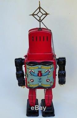 Cragstan Great Astronaut Robot Space Toy Tin Lithographed Battery Operated Works