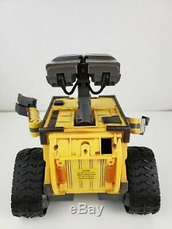 Disney Pixar Wall-E U-Command with Infrared Remote Controller Thinkway Toys WORKS