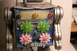Horikawa Large Battery Operated Tin Gear Robot- Not Working
