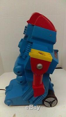 Ideal 1961 Robot Commando Battery Operated With Box Missile Balls Rockets & Inst