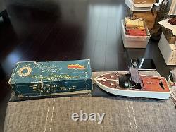 Lang Craft Power Driven Model Boat #916/902 Shaft Driven Propeller See Desc