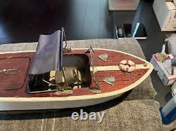 Lang Craft Power Driven Model Boat #916/902 Shaft Driven Propeller See Desc