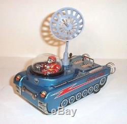 MINT 1950's BATTERY OPERATED M-18 SPACE TANK withRADAR ANTENNA TIN LITHO TOY
