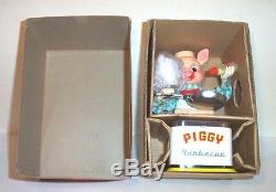 MINT 1950s BATTERY OPERATED PIGGY BARBECUE COOK BBQ TIN LITHO TOY works great