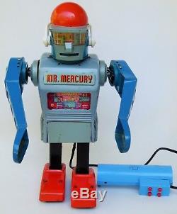 Marx Mr Mercury Robot Space Toy 13 Tall Tin Lithographed Battery Operated Works