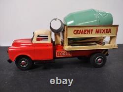 Modern Toys JAPAN Tin Metal CEMENT MIXER Battery Operated, Nice condition