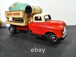 Modern Toys JAPAN Tin Metal CEMENT MIXER Battery Operated, Nice condition