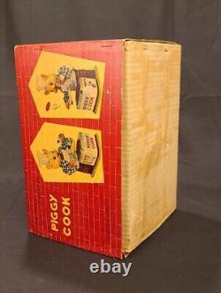 Original MINT! 1950's Yonezawa Piggy Cook Tin Toy Japan Battery Operated w Box