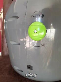 PetSafe Automatic Tennis Ball Launcher/Thrower. Dog Toy. Excellent Condition