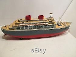 QUEEN OF THE SEA SHIP 21 LONG BATTERY OPERATED VG COND WORKS IN ORIGINAL BOX