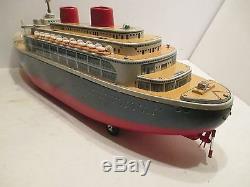QUEEN OF THE SEA SHIP 21 LONG BATTERY OPERATED VG COND WORKS IN ORIGINAL BOX