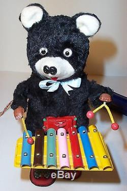 RARE 1950's LINEMAR BATTERY OPERATED WALKING BEAR WITH XYLOPHONE TOY JAPAN MINT