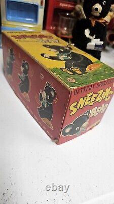 RARE 1950s Linemar Japan Battery Operated Kleenex Sneezing Bear Toy in Box