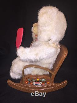 RARE! 1960s MODERN TOYS BATTERY OPERATED TIN MAKE UP BEAR TOY JAPAN