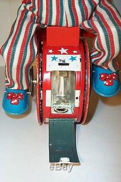 RARE 1960s TRIC-CYCLING CLOWN BATTERY OPERATED TIN CIRCUS TOY JAPAN MINT MIB
