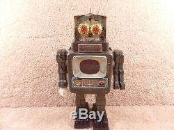 RARE Alps Japan Television Space Man Battery Operated Tin Toy Robot Tv