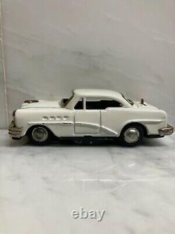 RARE, BANDAI, FULLY TIN, BATTERY POWERED CAR, FULLY WORKING BUICK NR. 388 WithBOX