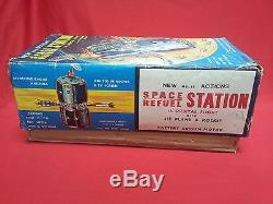 RARE SPCE REFUEL STATION BATTERY OPERATED TIN TOY JAPAN WORK GREAT