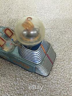 Rare Japan 1950's Tin Litho Battery Operated Moon Car Space Robot Toy Works