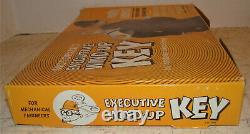 Rare Vintage 60's Poynter Products Inc, Novelty Executive Wind-Up Key in box
