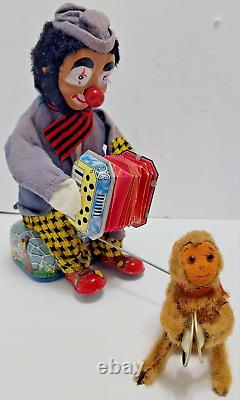 Rare Vintage Alps Japan Accordian Playing Hobo With Musical Chimp Works