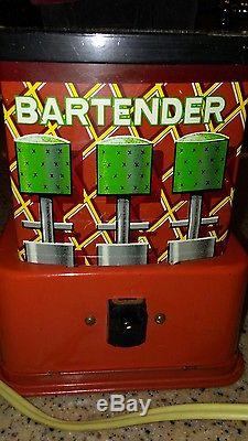 Rare Vtg Store display 60s Charlie Bartender Roscoe Tin Toy not battery operated