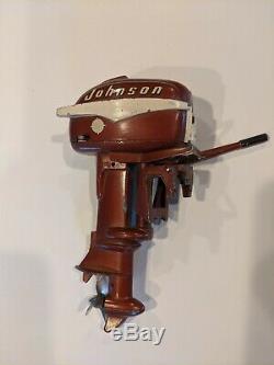 TOY OUTBOARD JOHNSON SEAHORSE 30 hp BATTERY OPERATED OUTBOARD BOAT MOTOR