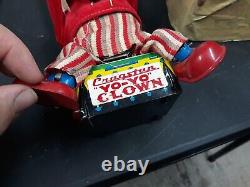 Tinplate Battery-Operated Cragston Yo-Yo Clown Japan 1960