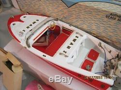Toy boat Fleet Line Wiz Twin with twin K&O Mercury 200 Outboards boxed battery