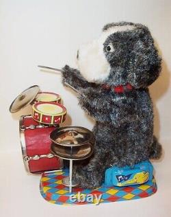 VINTAGE 1950's ALPS DANDY THE HAPPY DRUMMING PUP BATTERY OPERATED TIN TOY DOG