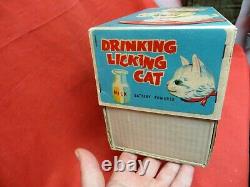 VINTAGE 1950's or 60's BATTERY OPERATED DRINKING LICKING CAT L@@K