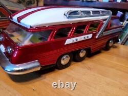 VINTAGE 1960'S TIN BATTERY OPERATED FUTURISTIC BUS in BOX