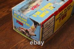 VINTAGE BATTERY OPERATED TWA DOUGLAS DC-9 AIRLINER WithBOX & LOADING TRUCK