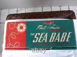 VINTAGE FLEET LINE TOY SEA BABE SPEEDBOAT #200 Great Condition with Box