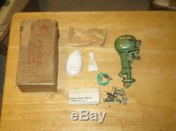 VINTAGE JOHNSON SEAHORSE 25 HP OUTBOARD TOY BOAT MOTOR w BOX Japan RARE