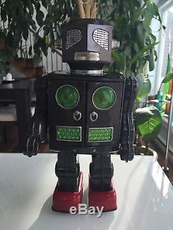 VINTAGE TIN ROBOT LOT + Made In Japan + 1950/1960 + excellent condition