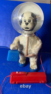 Very Rare 1960's Yonezawa Astro Dog Battery Operated NASA Astronaut Snoopy Works