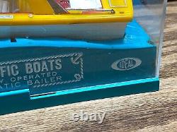 Vintage 1966 MOTORIFIC Boat Ideal BOATERIFIC WHIRLAWAY Whirl-A-Way RUNABOUT w Bo
