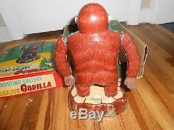 Vintage Battery Operated Modern Toys ROARING GORILLA Shooting Target Toy in BOX
